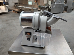 Santos grater